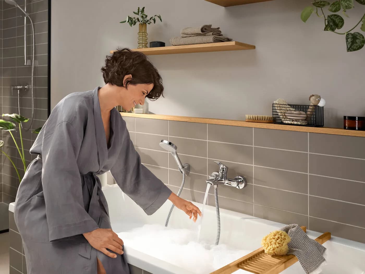 Hansgrohe Rebris E Tek Kollu Banyo Bataryası Aplik görsel 5